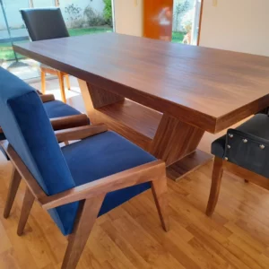 Comedor Omala en parota personalizado