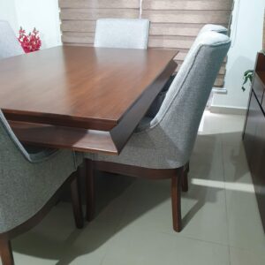 Comedor Beatriz en parota para 6 personas