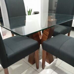 Set Comedor Boston en cristal templado base de parota para 4 personas