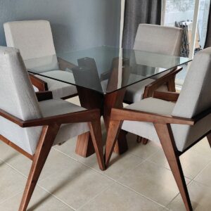 Set Comedor Omala en cristal templado para 4 personas