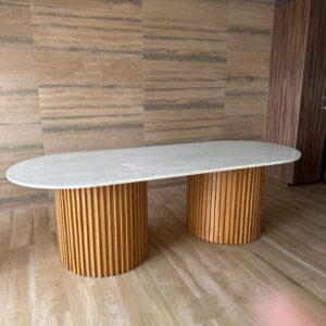 Mesa de comedor Torino para 8 personas en mármol base de lambrin medidas 240x110x80cm
