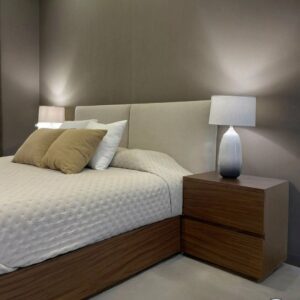 Recamara Roma en parota Queen Size